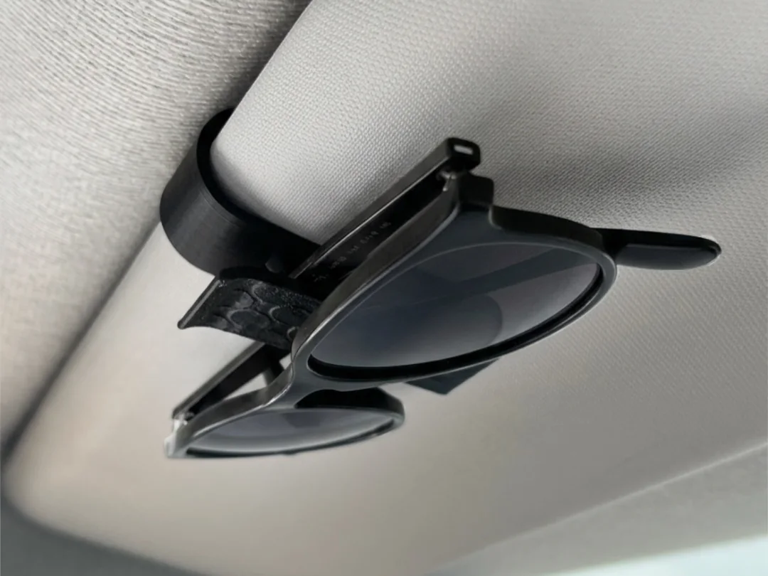 CAR VISOR SUNGLASSES HOLDER